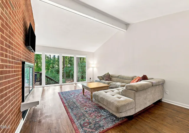 Photo 3 of Sale Pending at 1507 Rosewood St, Durham, NC 27701 | MLS# 10190129 | Listing updated on 2026-09-08
