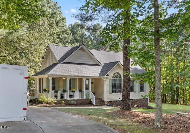 Photo 4 of Sale Pending at 4113 Geneva Dr, Franklinton, NC 27525 | MLS# 10190739 | Listing updated on 2026-09-29