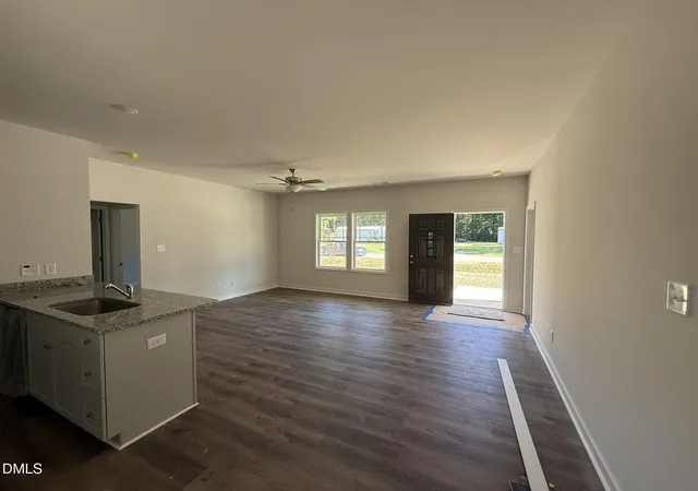 Photo 2 of Single family home for sale at 405 E Yukon St, Kenly, NC 27542 | MLS# 10199952 | Listing updated on 2026-10-28