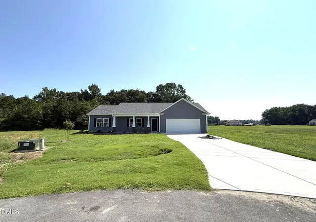 Photo 2 of Single family home for sale at 86 Harvest Hills Ln, Dunn, NC 28334 | MLS# 10190415 | Listing updated on 2026-09-03