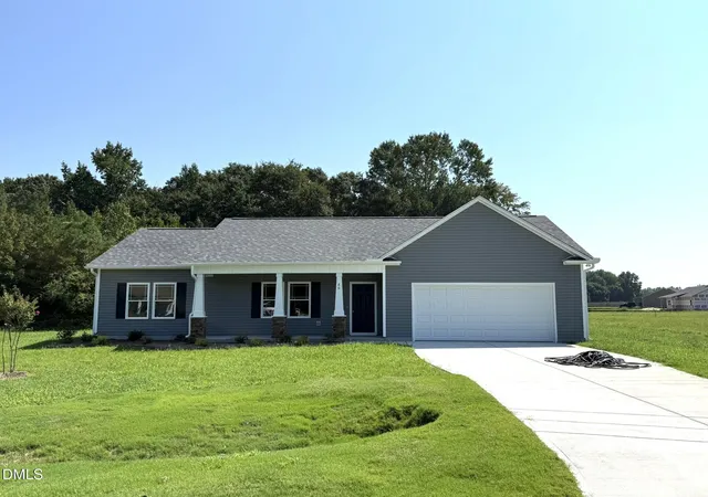 Photo 3 of Single family home for sale at 86 Harvest Hills Ln, Dunn, NC 28334 | MLS# 10190415 | Listing updated on 2026-09-03