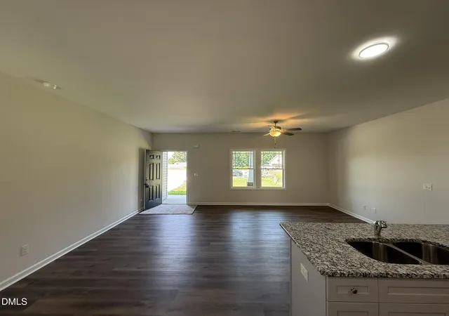 Photo 4 of Single family home for sale at 86 Harvest Hills Ln, Dunn, NC 28334 | MLS# 10190415 | Listing updated on 2026-09-03