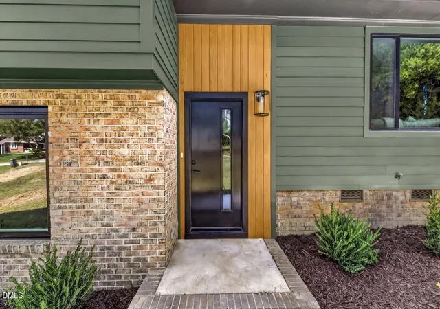 Photo 2 of Sale Pending at 1408 Lions Way, Raleigh, NC 27604 | MLS# 10186467 | Listing updated on 2026-09-05
