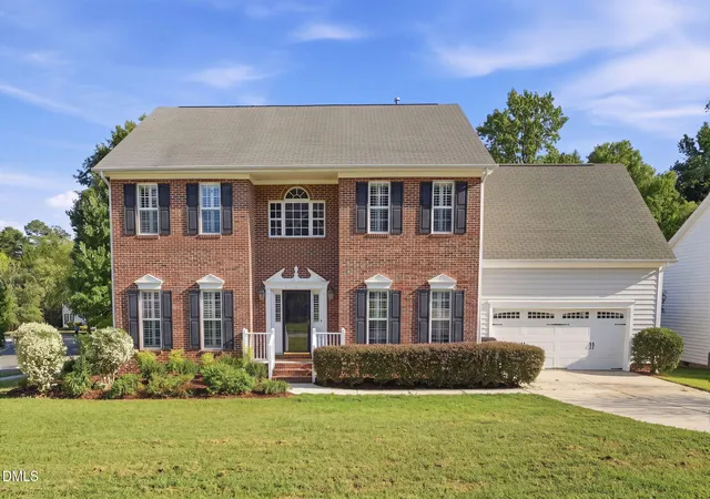 Photo 1 of Single family home for sale at 101 Dumont Ct, Apex, NC 27523 | MLS# 10193604 | Listing updated on 2026-09-18
