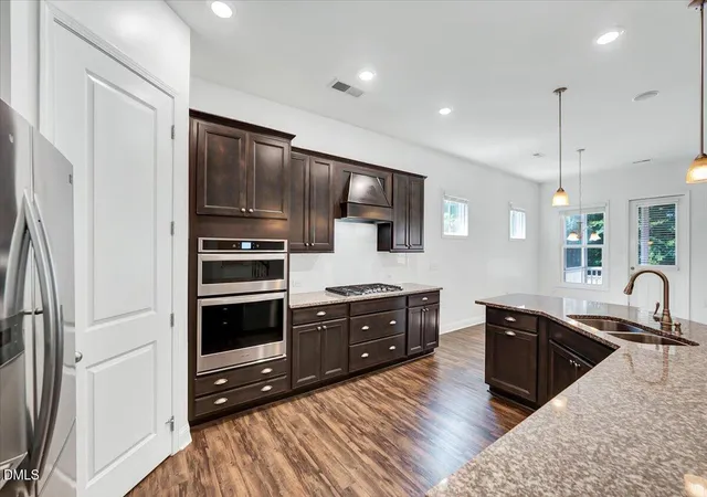 Photo 3 of Single family home for sale at 1660 Highpoint St, Wake Forest, NC 27587 | MLS# 10189281 | Listing updated on 2026-10-22