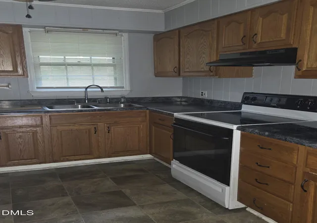 Photo 4 of Single family home for sale at 115 Allen Ave, Franklinton, NC 27525 | MLS# 10186529 | Listing updated on 2026-09-18