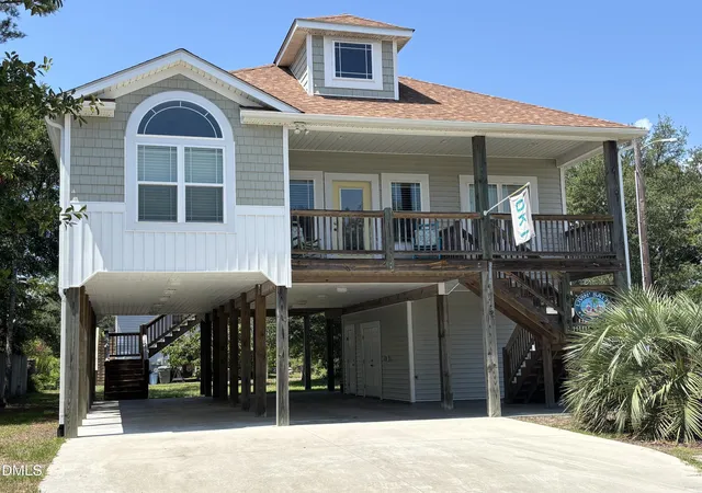 Photo 2 of Sale Pending at 101 Sw 13th Street, Oak Island, NC 28465 | MLS# 10190707 | Listing updated on 2026-09-18
