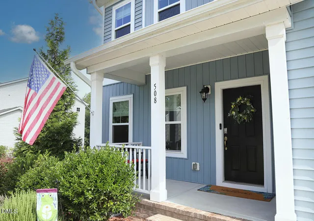 Photo 1 of Single family home for sale at 508 Granite View Dr, Rolesville, NC 27571 | MLS# 10191475 | Listing updated on 2026-09-28