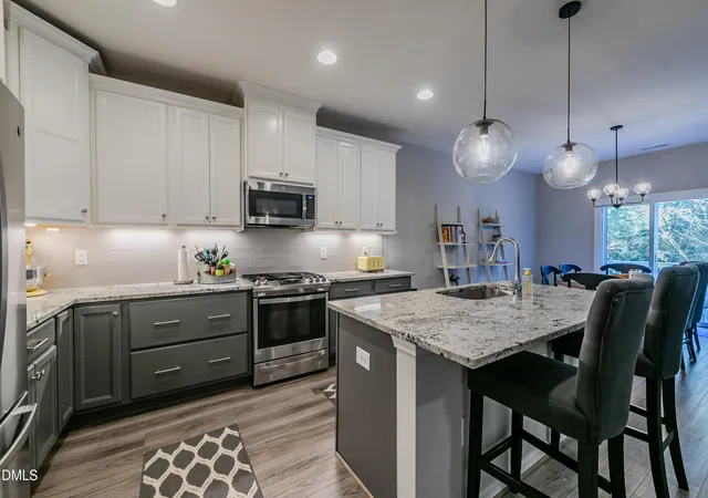 Photo 3 of Single family home for sale at 508 Granite View Dr, Rolesville, NC 27571 | MLS# 10191475 | Listing updated on 2026-09-28