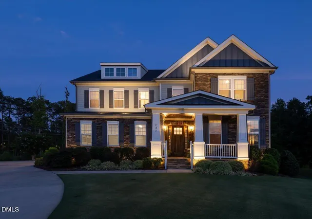 Photo 3 of Single family home for sale at 137 Treeline Ct, Holly Springs, NC 27540 | MLS# 10191824 | Listing updated on 2026-09-13