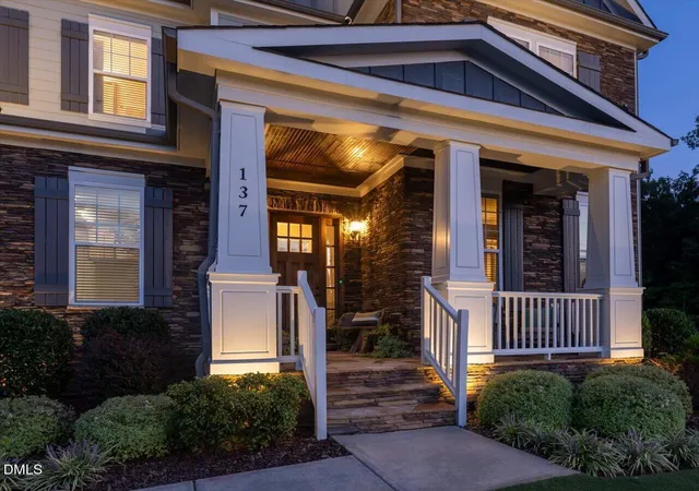 Photo 3 of Single family home for sale at 137 Treeline Ct, Holly Springs, NC 27540 | MLS# 10191824 | Listing updated on 2026-09-13
