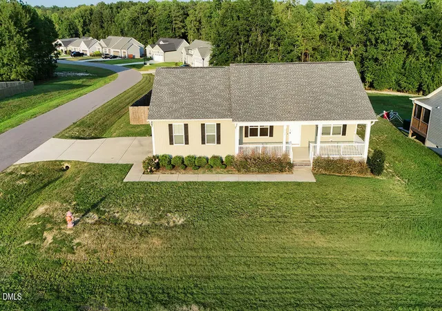 Photo 3 of Single family home for sale at 212 Placid Pond Dr, Broadway, NC 27505 | MLS# 10188074 | Listing updated on 2026-09-17