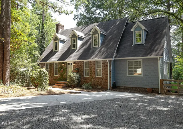 Photo 1 of Sale Pending at 805 Brent Rd, Raleigh, NC 27606 | MLS# 10189950 | Listing updated on 2026-09-05