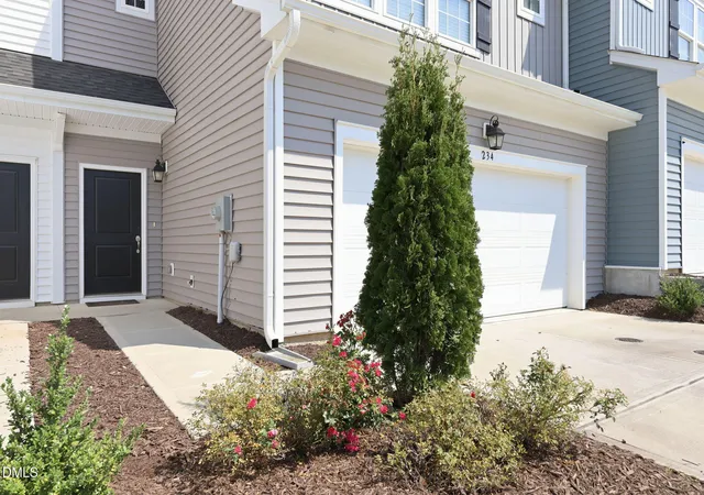 Photo 3 of Townhouse for sale at 234 Shingle Oak Rd, Wake Forest, NC 27587 | MLS# 10191752 | Listing updated on 2026-09-26