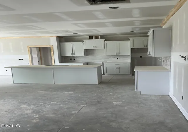 Photo 3 of Single family home for sale at 1027 N Lincoln St, Benson, NC 27504 | MLS# 10187018 | Listing updated on 2026-09-11