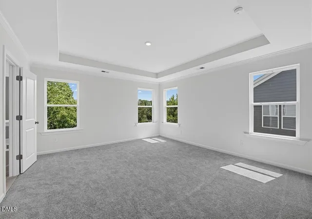 Photo 4 of Sale Pending at 1021 Winter Hvn Dr, Knightdale, NC 27545 | MLS# 10187024 | Listing updated on 2026-09-21