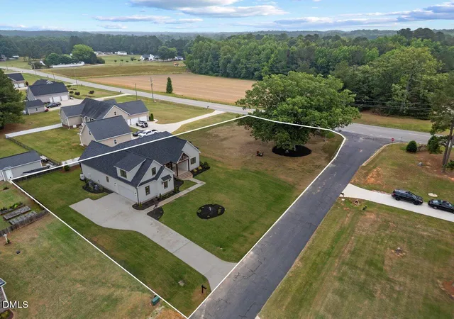 Photo 2 of Single family home for sale at 129 Zachariah Rd, Nashville, NC 27856 | MLS# 10187143 | Listing updated on 2026-09-13