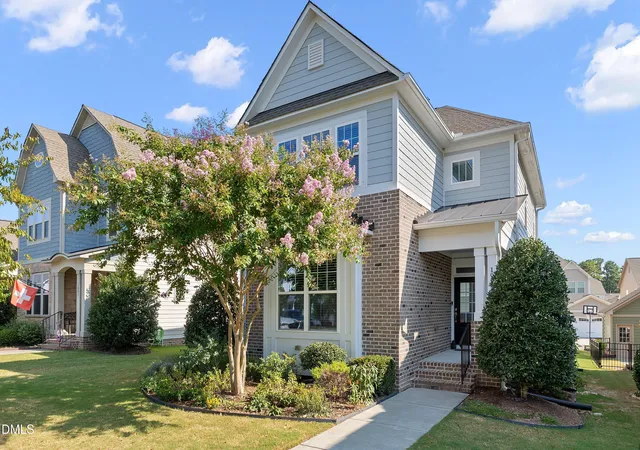 Photo 1 of Single family home for sale at 1005 Woodland Grv Way, Wake Forest, NC 27587 | MLS# 10191666 | Listing updated on 2026-09-14