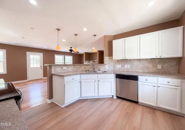 Photo 2 of Single family home for sale at 101 Langston Ridge Dr, Angier, NC 27501 | MLS# 10187085 | Listing updated on 2026-09-17