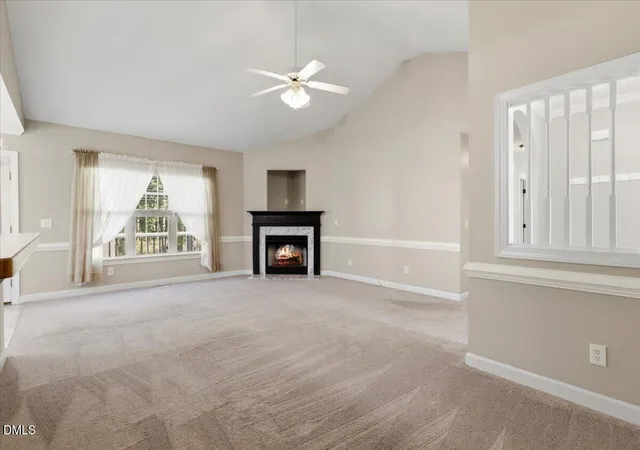 Photo 4 of Sale Pending at 537 Hunter Way, Clayton, NC 27520 | MLS# 10187504 | Listing updated on 2026-09-17