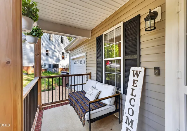 Photo 3 of Sale Pending at 636 Harris Point Way, Wake Forest, NC 27587 | MLS# 10191851 | Listing updated on 2026-09-21