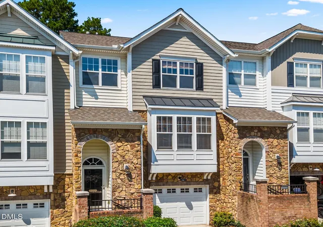 Townhouse for sale at 5831 Cameo Glass Way, Raleigh, NC 27612 | MLS# 10190456