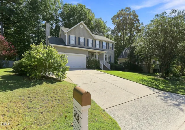 Photo 3 of Single family home for sale at 308 Highfield Ave, Cary, NC 27519 | MLS# 10191754 | Listing updated on 2026-09-14