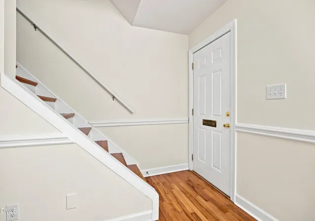 Listing Photo 5 - Condo for sale in building located at 1649 Sutton Dr, Raleigh, NC 27605