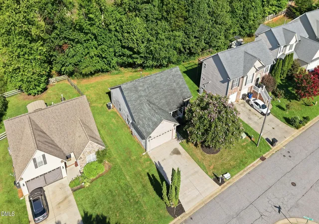 Photo 1 of Single family home for sale at 200 Brooks Edge Dr, Winston Salem, NC 27107 | MLS# 10187589 | Listing updated on 2026-10-21