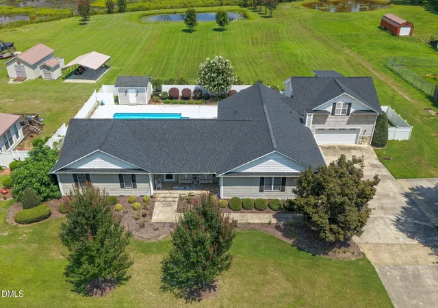 Photo 1 of Single family home for sale at 906 Walnut Dr, Erwin, NC 28339 | MLS# 10193205 | Listing updated on 2026-09-24