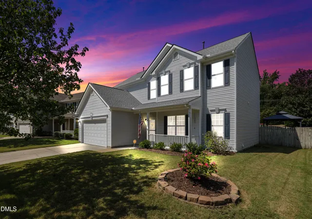Photo 2 of Single family home for sale at 2008 Satinwood Dr, Clayton, NC 27520 | MLS# 10191403 | Listing updated on 2026-09-09