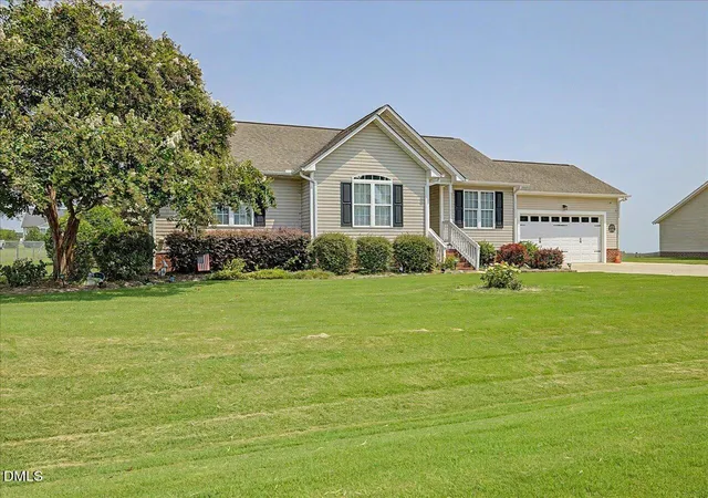 Photo 2 of Sale Pending at 188 Bayberry Ln, Smithfield, NC 27577 | MLS# 10188102 | Listing updated on 2026-09-10