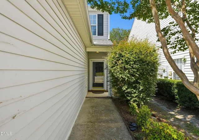 Photo 3 of Townhouse for sale at 2145 Thornblade Dr, Raleigh, NC 27604 | MLS# 10191255 | Listing updated on 2026-10-02