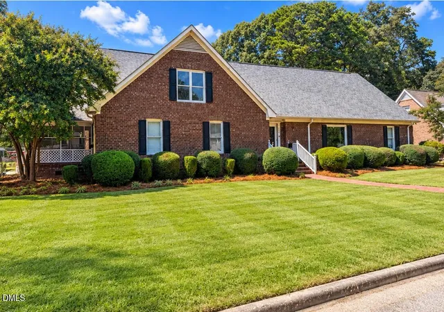 Photo 1 of Single family home for sale at 904 Merry St, Dunn, NC 28334 | MLS# 10192282 | Listing updated on 2026-10-05