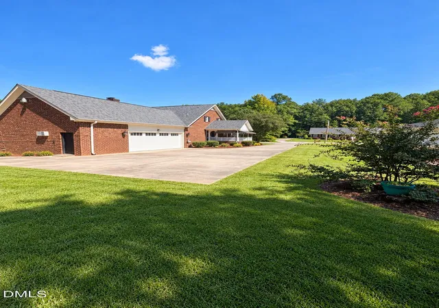Photo 2 of Single family home for sale at 904 Merry St, Dunn, NC 28334 | MLS# 10192282 | Listing updated on 2026-10-05