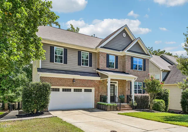 Photo 2 of Single family home for sale at 191 Chatsworth Ln, Clayton, NC 27527 | MLS# 10192356 | Listing updated on 2026-10-02