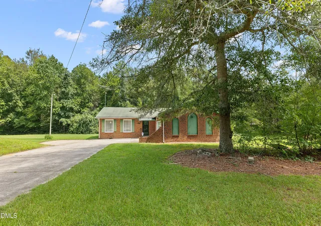 Photo 3 of Single family home for sale at 444 Thanksgiving Fire Rd, Selma, NC 27576 | MLS# 10190454 | Listing updated on 2026-09-03
