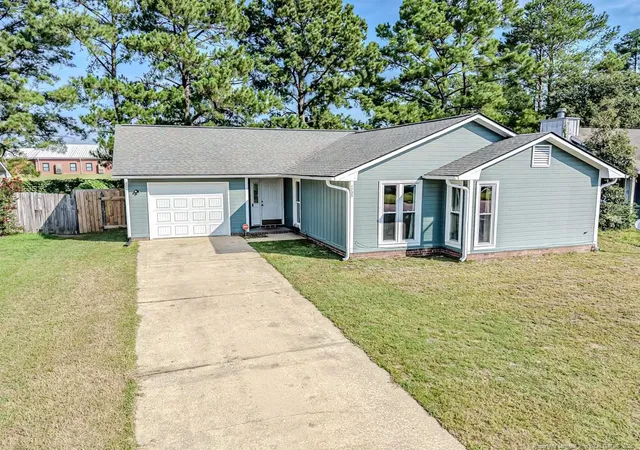 Photo 3 of Single family home for sale at 1705 Veanna Dr, Fayetteville, NC 28301 | MLS# 768135 | Listing updated on 2026-10-06