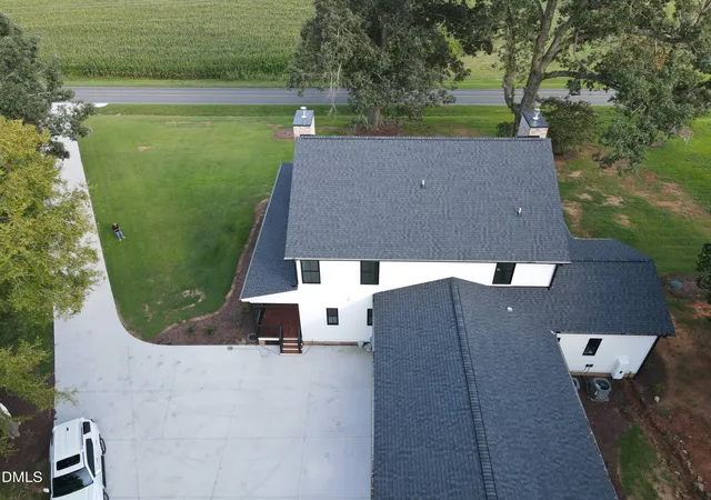 Photo 3 of Single family home for sale at 923 Arthur Minnis Rd, Hillsborough, NC 27278 | MLS# 10192096 | Listing updated on 2026-09-17