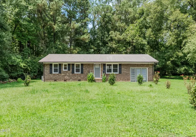 Photo 2 of Sale Pending at 132 Blanchard Rd, Turkey, NC 28393 | MLS# 10191068 | Listing updated on 2026-09-11
