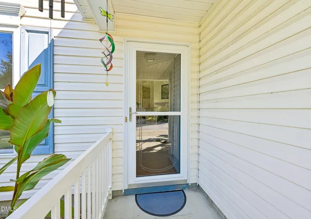 Photo 3 of Single family home for sale at 4841 Silverdene St, Raleigh, NC 27616 | MLS# 10193003 | Listing updated on 2026-09-30