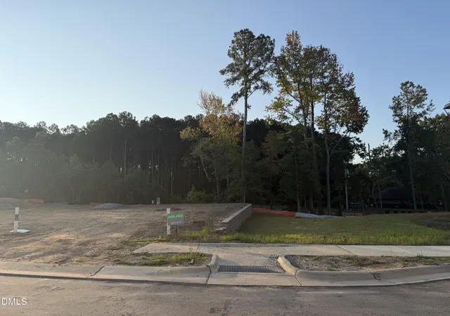Photo 3 of Townhouse for sale at 967 Steel Ml Ln, Apex, NC 27523 | MLS# 10192988 | Listing updated on 2026-10-08