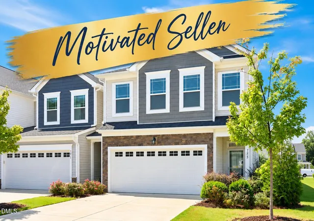 Photo 1 of Townhouse for sale at 755 Creekway Dr, Fuquay Varina, NC 27526 | MLS# 10189078 | Listing updated on 2026-09-11