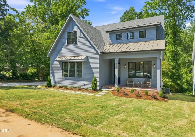 Photo 3 of Sale Pending at 2921 Claremont Rd, Raleigh, NC 27608 | MLS# 10190657 | Listing updated on 2026-09-08