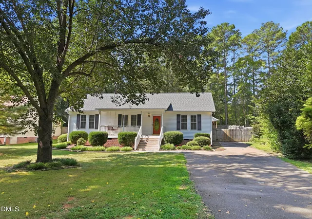 Photo 2 of Sale Pending at 476 Shawnee Dr, Louisburg, NC 27549 | MLS# 10190401 | Listing updated on 2026-09-22