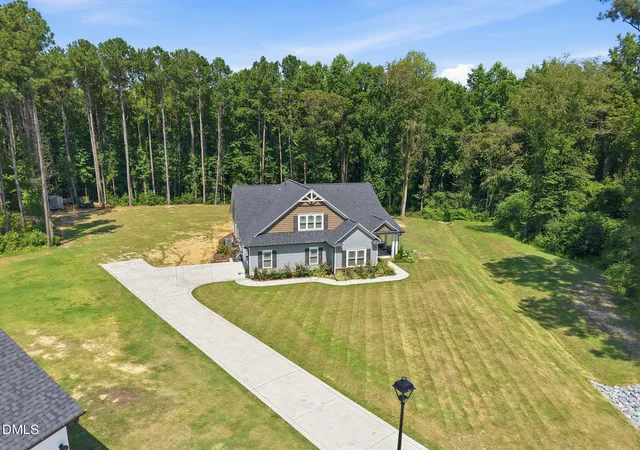 Photo 4 of Sale Pending at 90 Blackberry Ln, Benson, NC 27504 | MLS# 10190740 | Listing updated on 2026-09-09