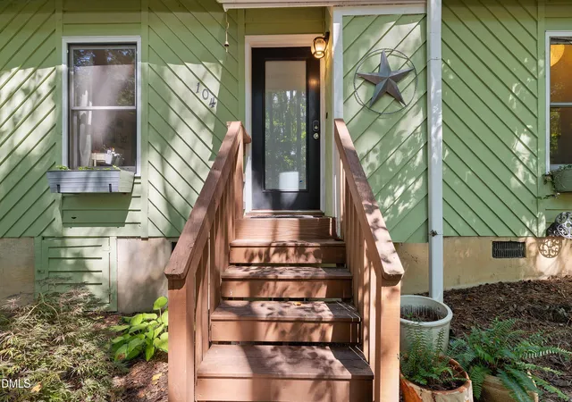 Photo 3 of Sale Pending at 104 Barbee Ct, Carrboro, NC 27510 | MLS# 10190616 | Listing updated on 2026-09-09