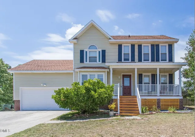 Photo 1 of Single family home for sale at 28 Crosswinds Cir, Sanford, NC 27332 | MLS# 10188596 | Listing updated on 2026-09-06