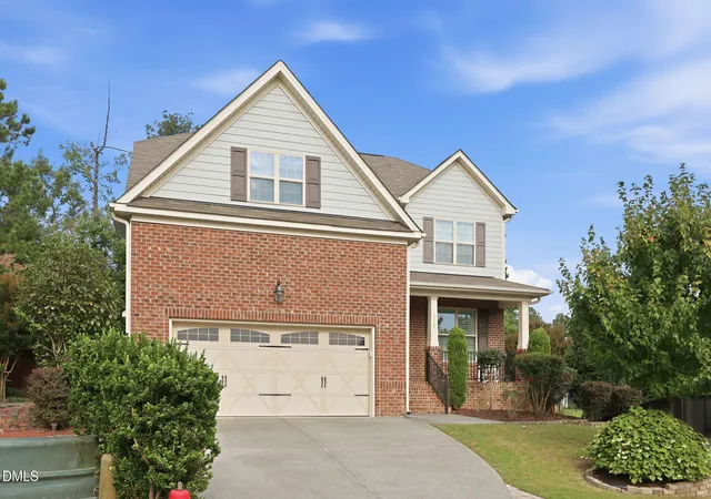 Photo 2 of Single family home for sale at 2724 Bushy Lake Cvs, Apex, NC 27502 | MLS# 10189241 | Listing updated on 2026-09-01