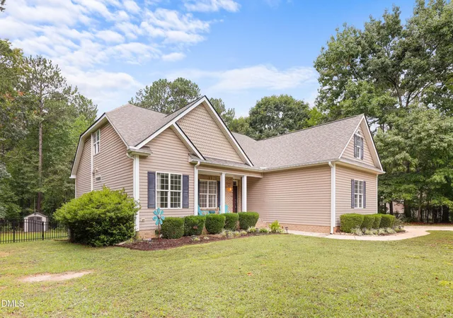 Photo 3 of Single family home for sale at 1511 Anterra Dr, Wake Forest, NC 27587 | MLS# 10194502 | Listing updated on 2026-10-05